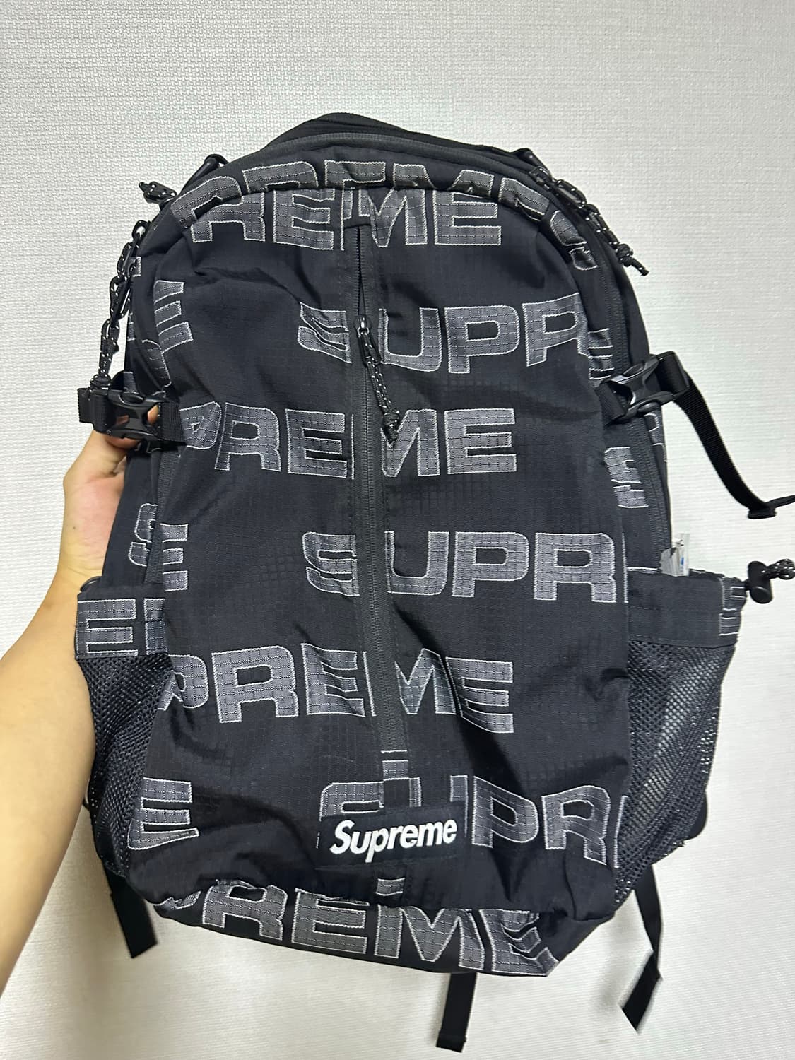 슈프림 백팩 21FW 상품이미지1