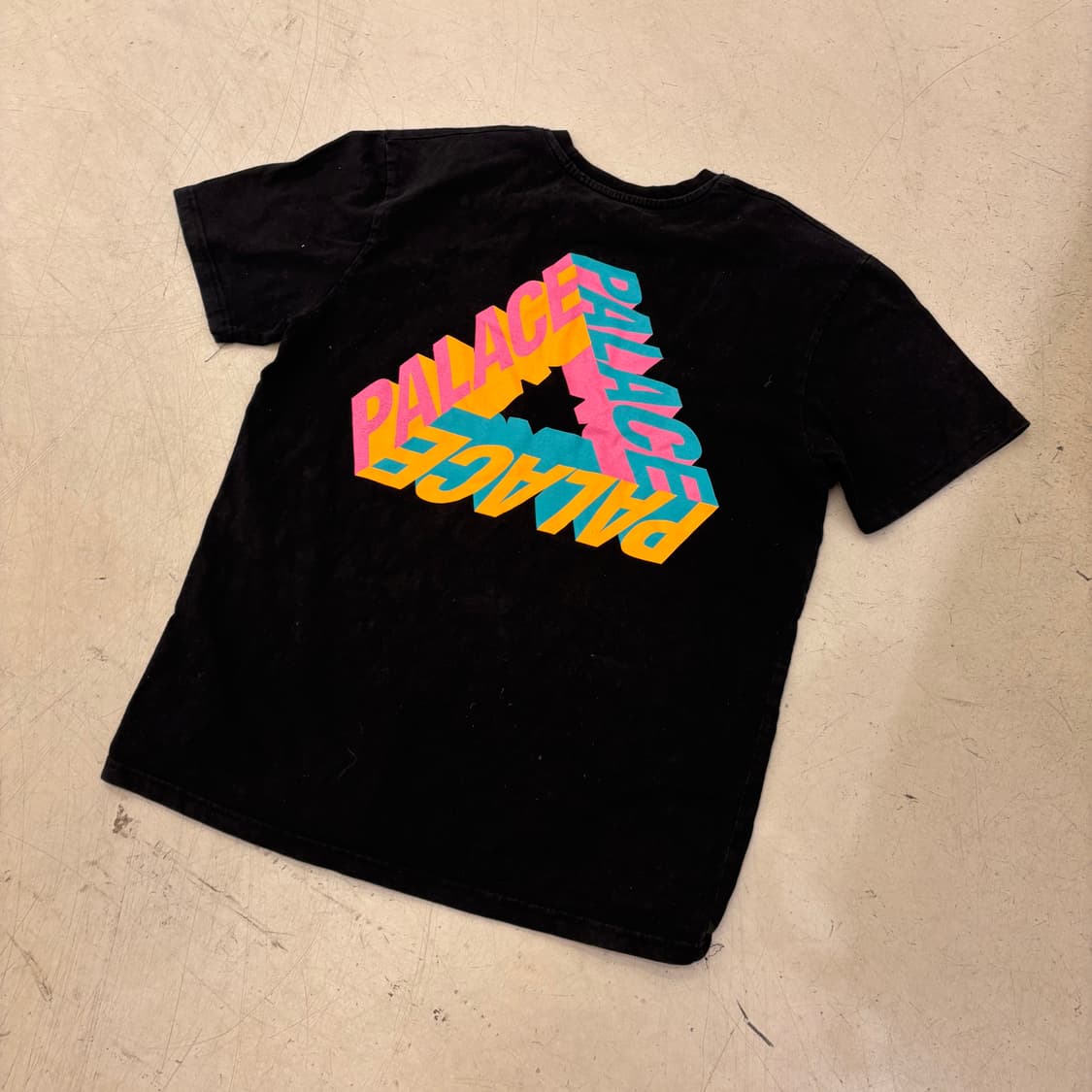 팔라스 트라이퍼그 티셔츠 상품이미지1