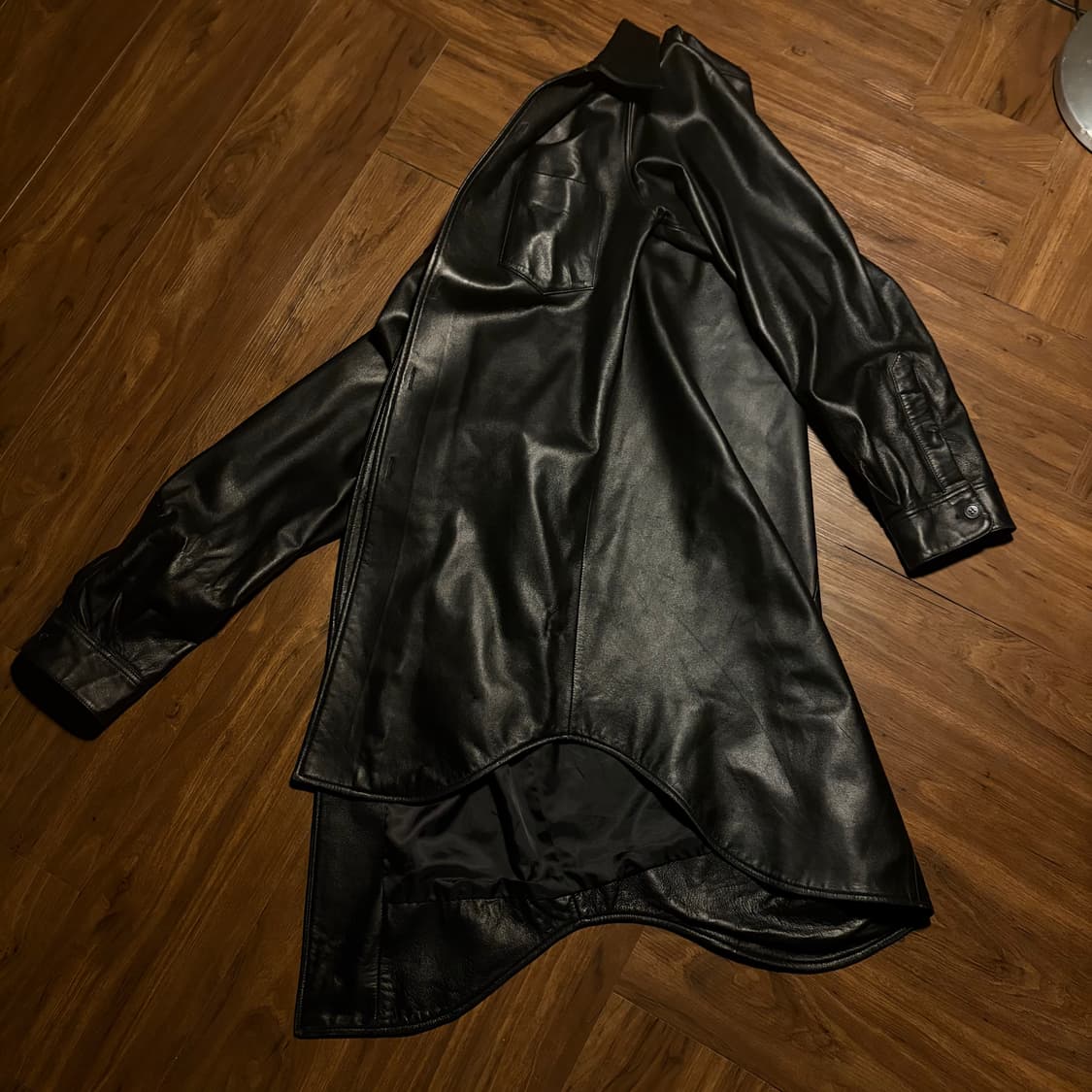 UNIQUE SILHOUETTE LAMBSKIN LONG SHIRT 상품이미지6