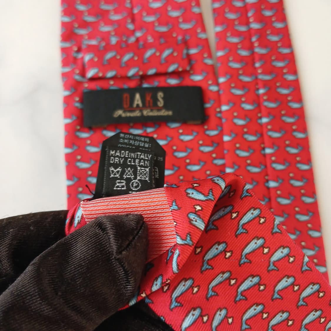 닥스 실크 레드 고래 패턴 넥타이 8.4cm A등급 A19239
 상품이미지9