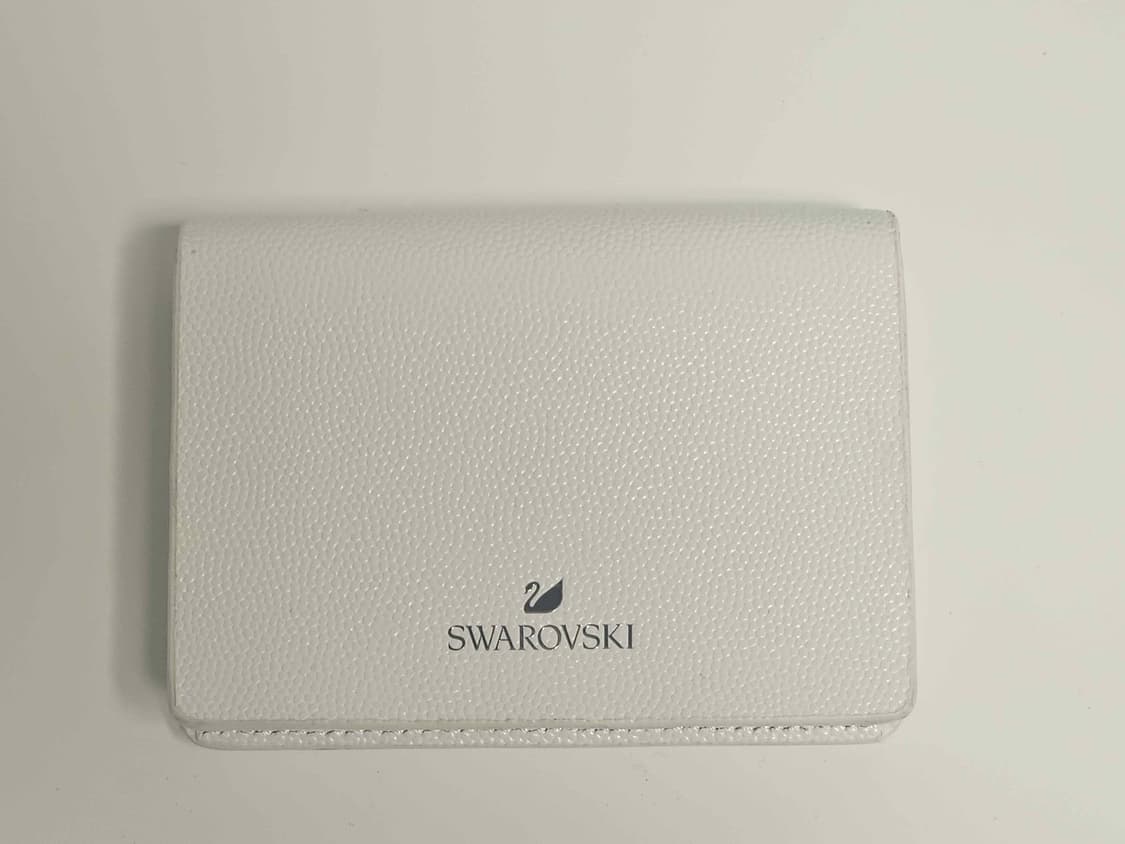 Swarovski white wallet 상품이미지1