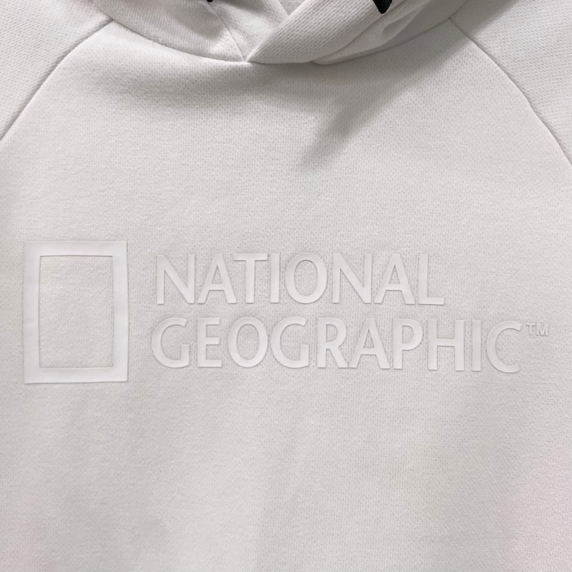 내셔널지오그래픽 와펜 후드 티셔츠 상품이미지4