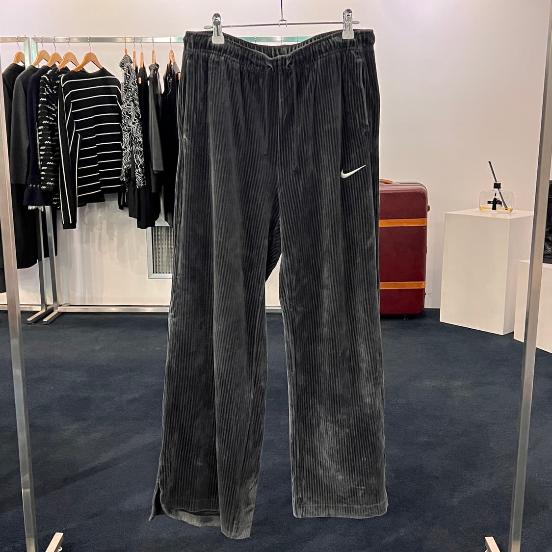 나이키 nsw 벨루어 쿼티집 코듀로이 셋업 상품이미지6