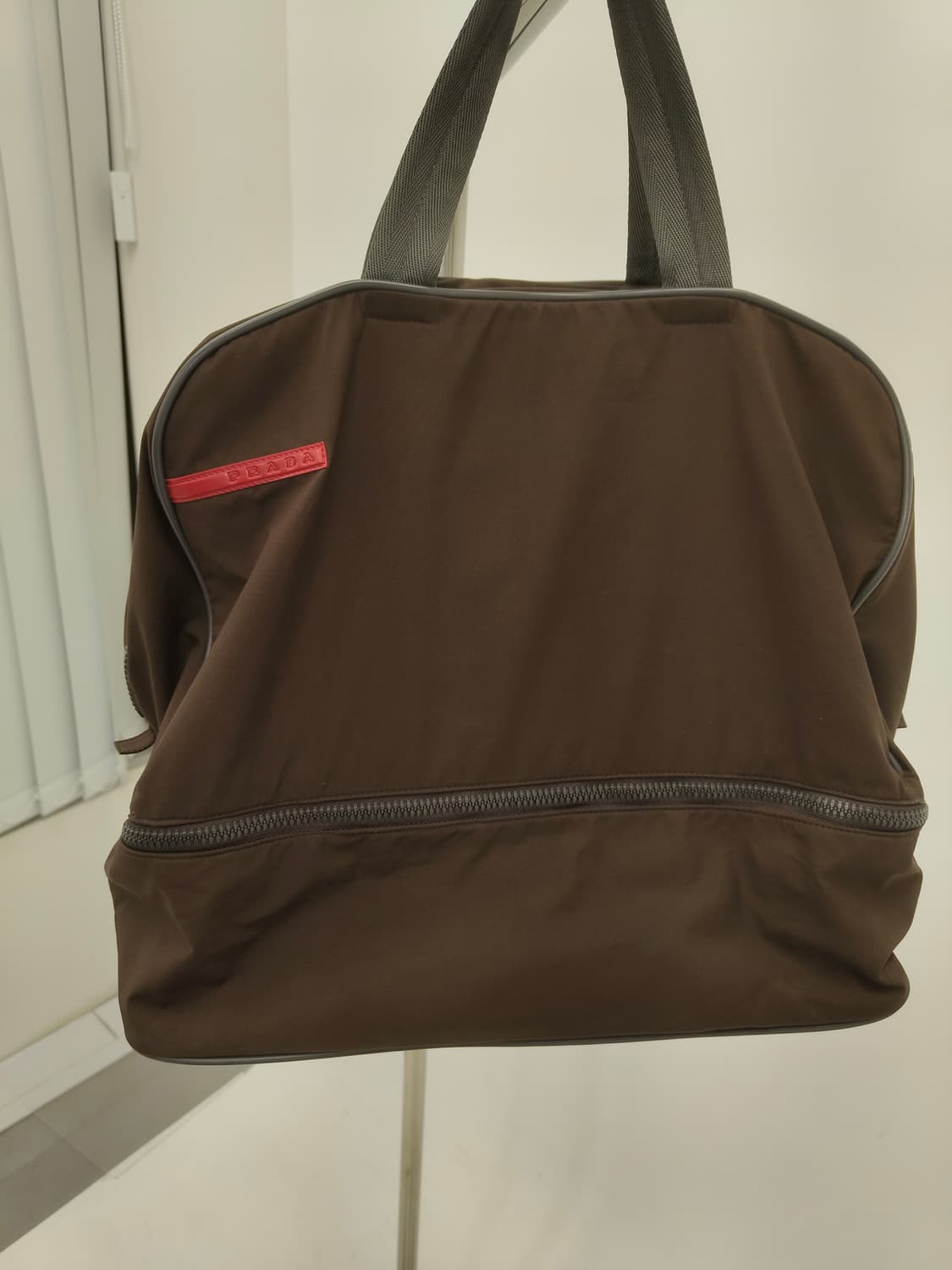 프라다 스포츠 라지 테크니컬 폴리백 토트백 상품이미지2