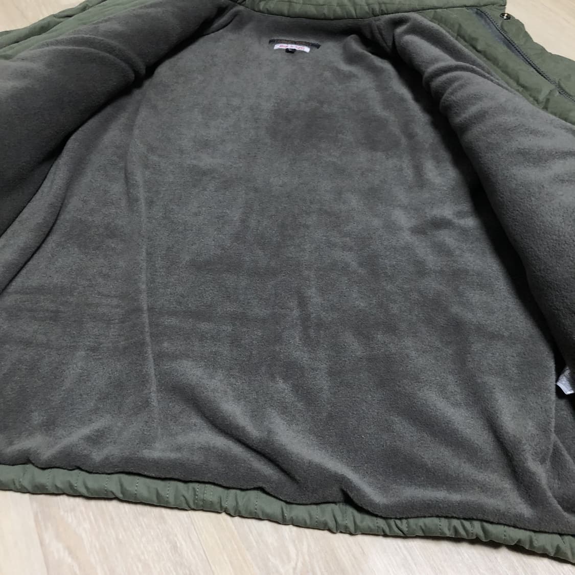 (105-110) 파머스 마켓 퀼티드 숏 피시테일 파카 올리브 숏 개파카 상품이미지3