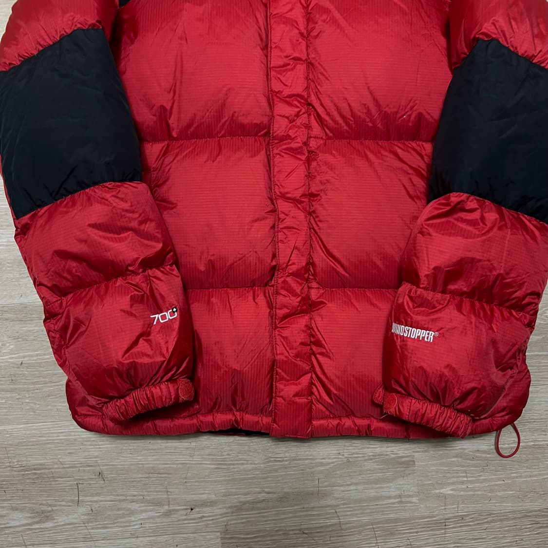 아이더 윈드스토퍼 구스다운 700 투톤 배색 패딩 [레드] L/100 상품이미지3