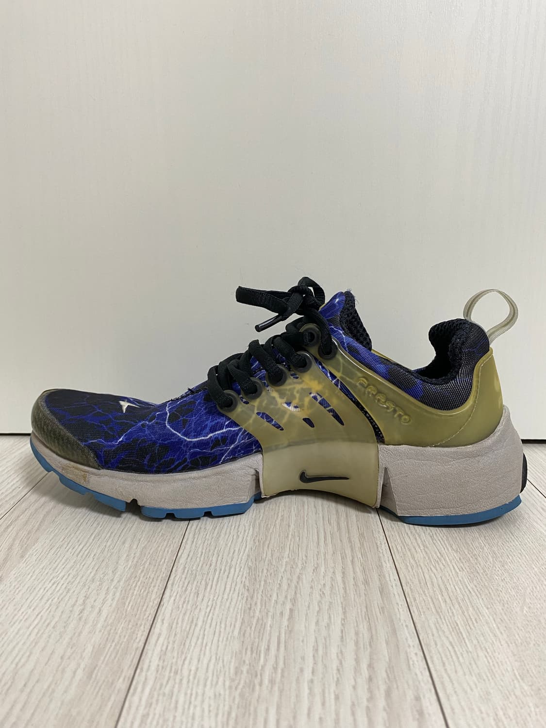NIKE AIR PRESTO LIGHTNING OG RETRO 상품이미지3