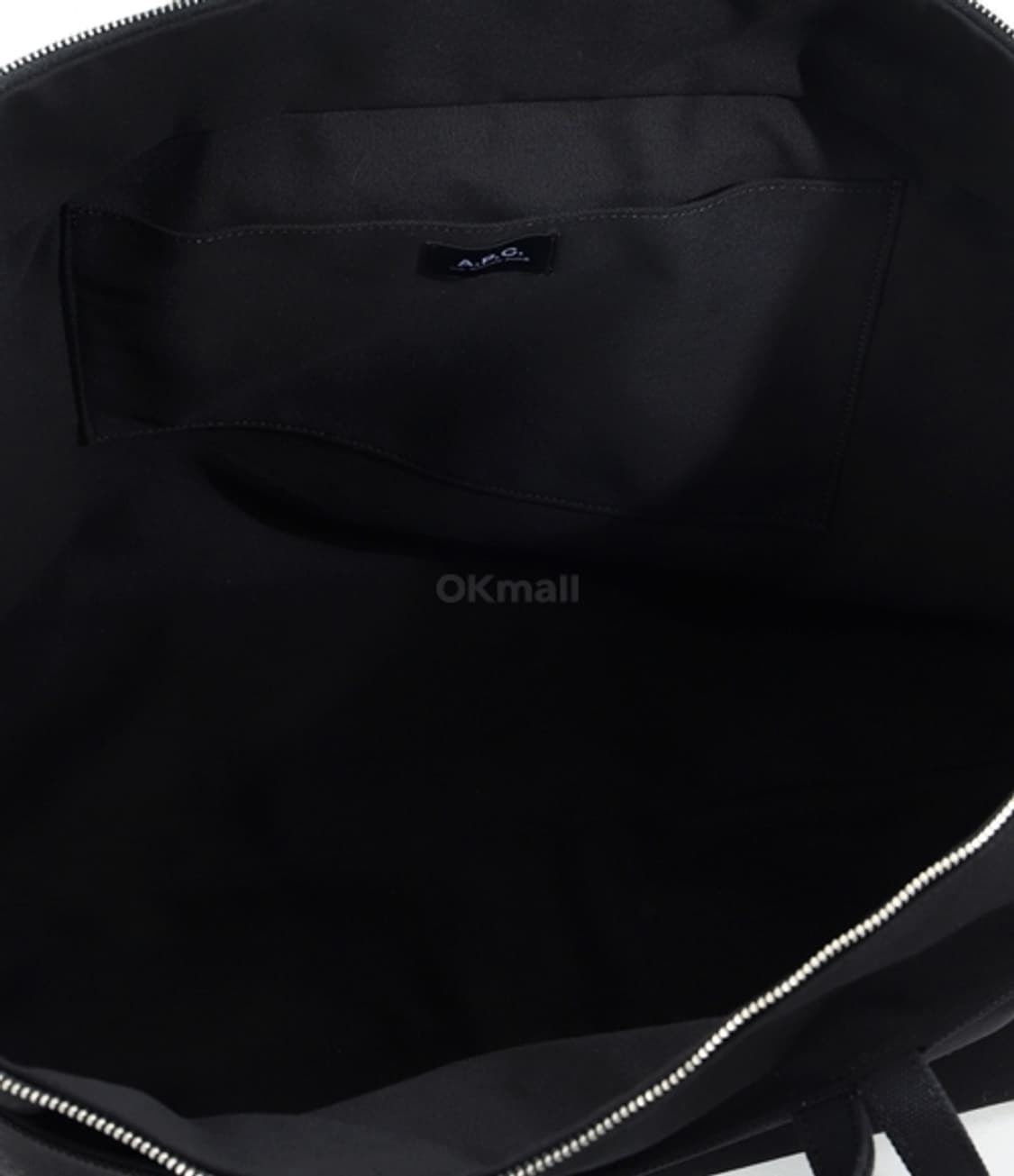 (새상품50%할인)APC 정품 26S/S Le Drummer 숄더백 블랙 상품이미지7