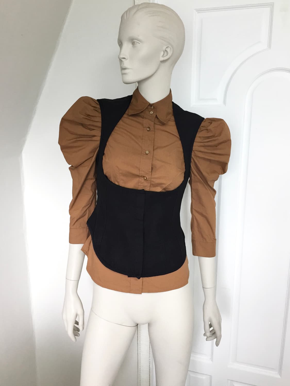 BEANPOLE Tuck Puff Blouse  상품이미지5