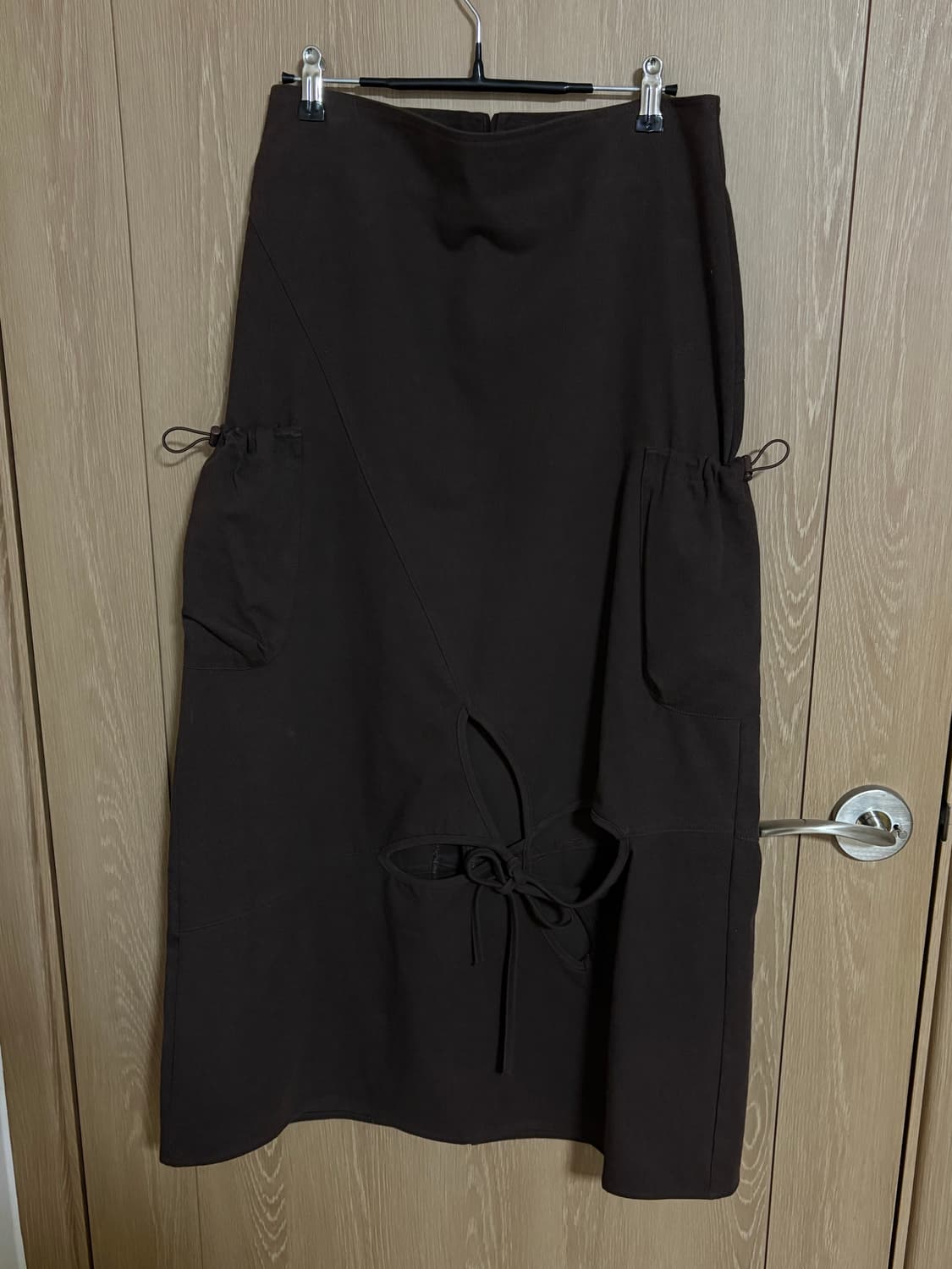 토우토우 아카이브 페탈 카고 스커트 헤이즐넛 카키 상품이미지5