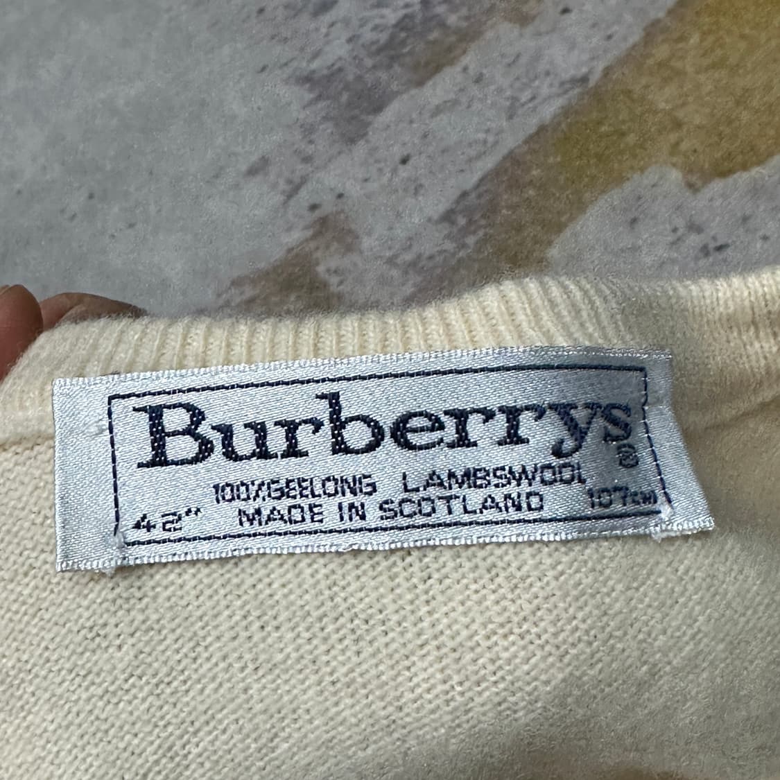 버버리 90s 금장 램스울 니트 가디건  상품이미지5