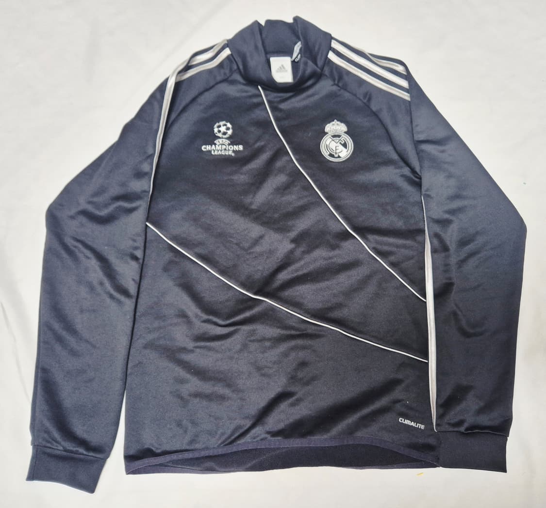 레알 마드리드 긴팔 연습복 팝니다  상품이미지1