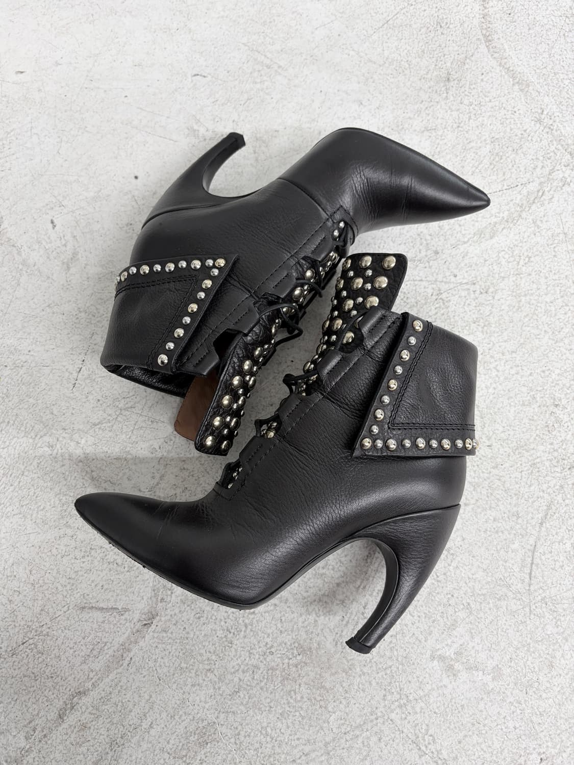 지방시 스터디 레더 부츠 상품이미지5