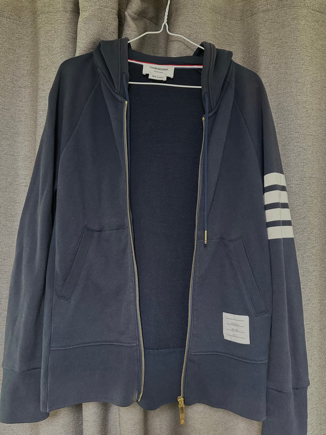 톰브라운 후드집업 네이비 3사이즈 상품이미지1