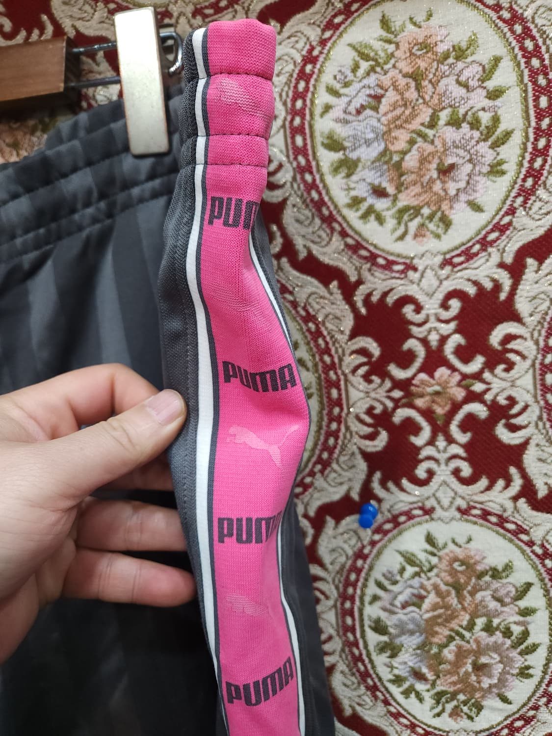 푸마 사이드라인 트레이닝 팬츠 일본판 그레이/핑크

 상품이미지3