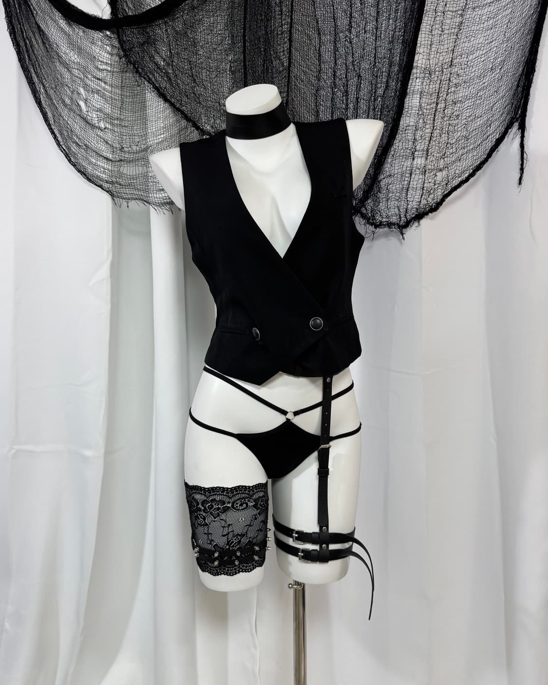 black vest 상품이미지1