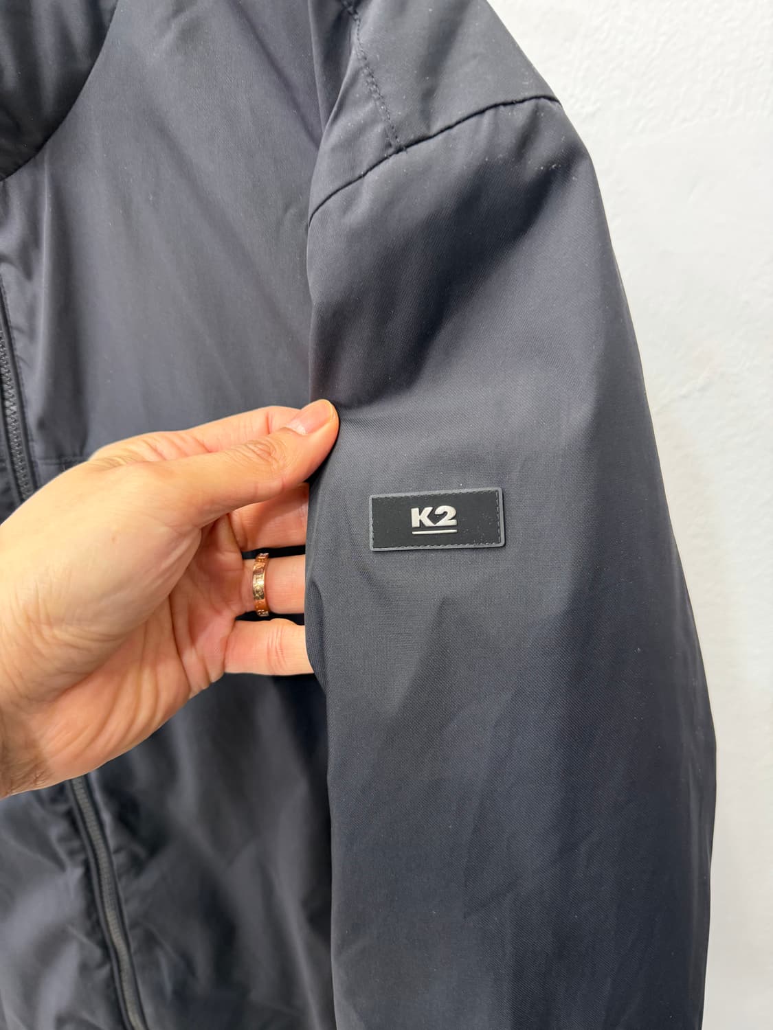 정품) K2 블랙 남성 경량패딩 100 상품이미지4