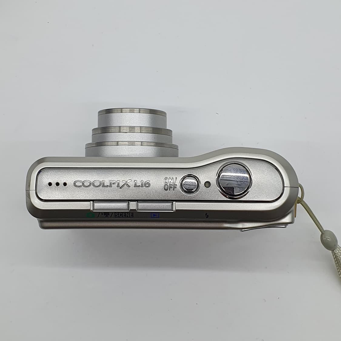 작례⭕️ 니콘 쿨픽스 L16 메탈릭 실버⌚ 빈티지 디카 디지털카메라 상품이미지9