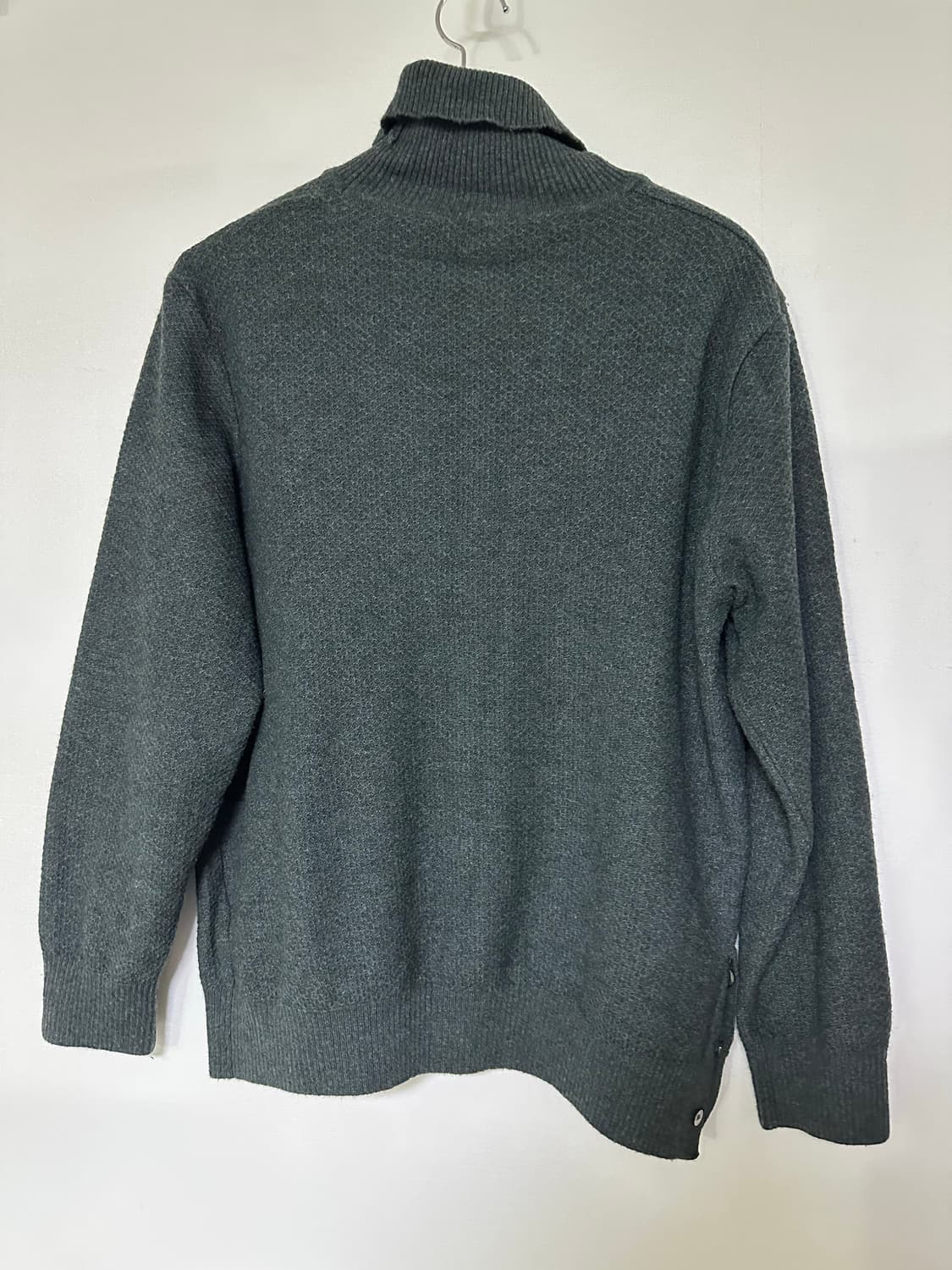 크래뮤 남성 터틀넥 니트 상품이미지3