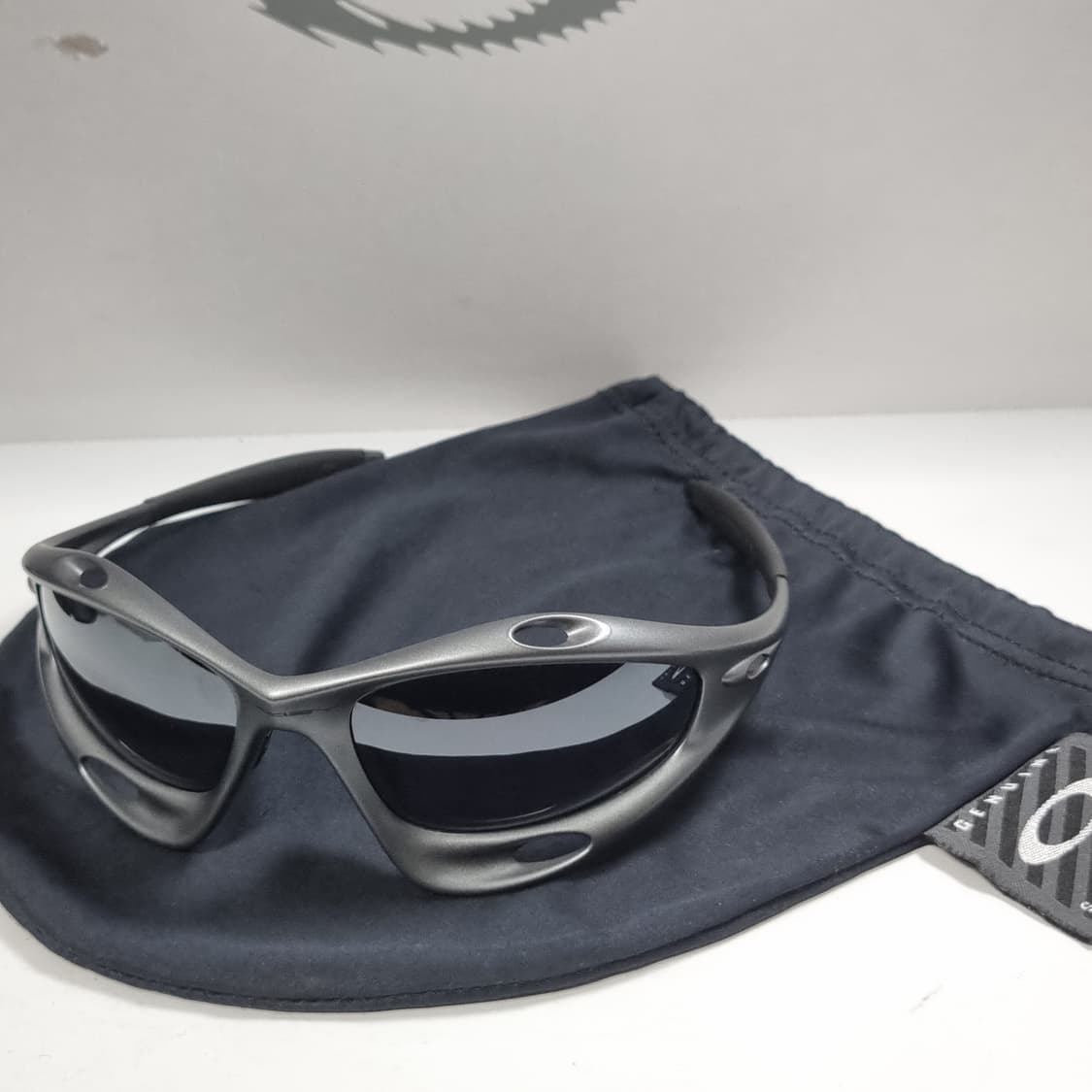 오클리 프로 레이싱자켓 메탈릭 다크그레이 미사용 상품이미지1