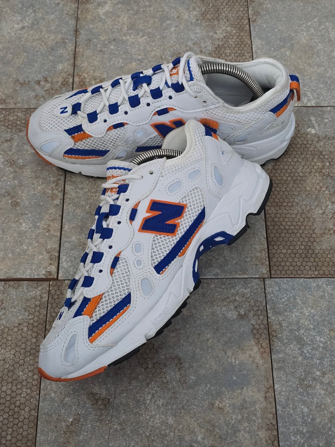 (240)뉴발란스 827 블루 오렌지  상품이미지3