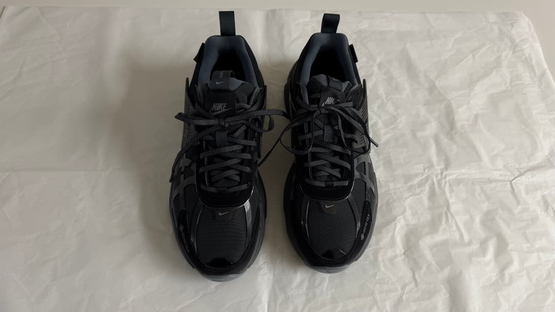 W235 / 나이키 V2K 런 고어텍스 블랙 아이언 그레이 상품이미지5