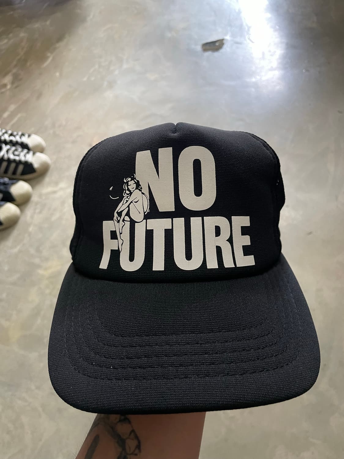 히스테릭 글래머 NO FUTURE 매쉬 블랙 상품이미지2