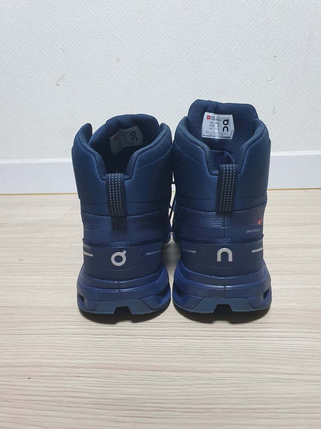 온러닝 클라우드락 하이킹 등산화 300~305 상품이미지5