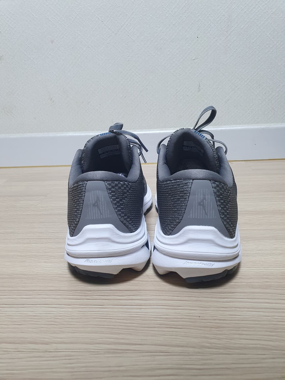 미즈노 웨이브 인스파이어 17 운동화 260 상품이미지5