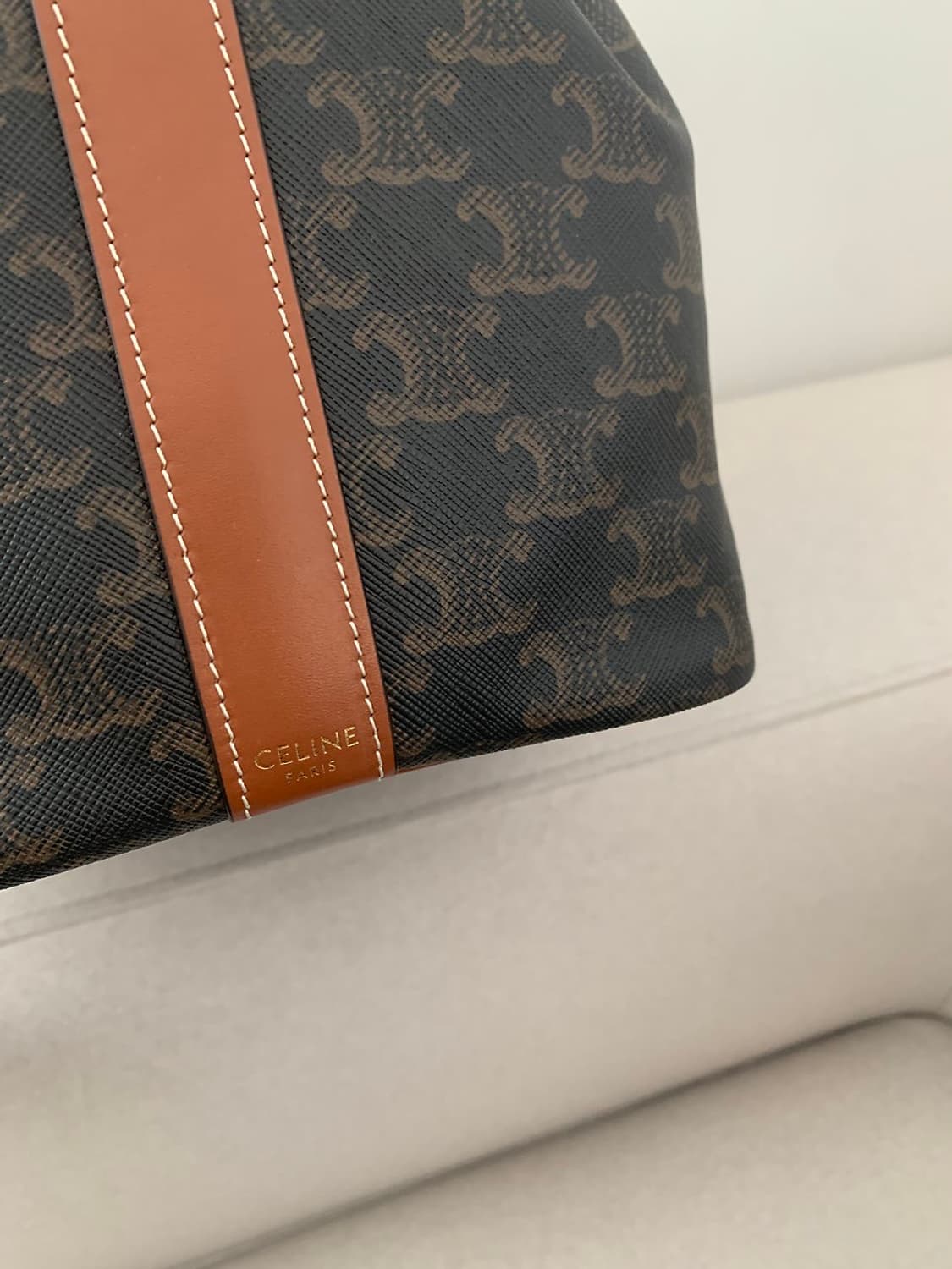 셀린느 드로우 스트링백 미듐 상품이미지6