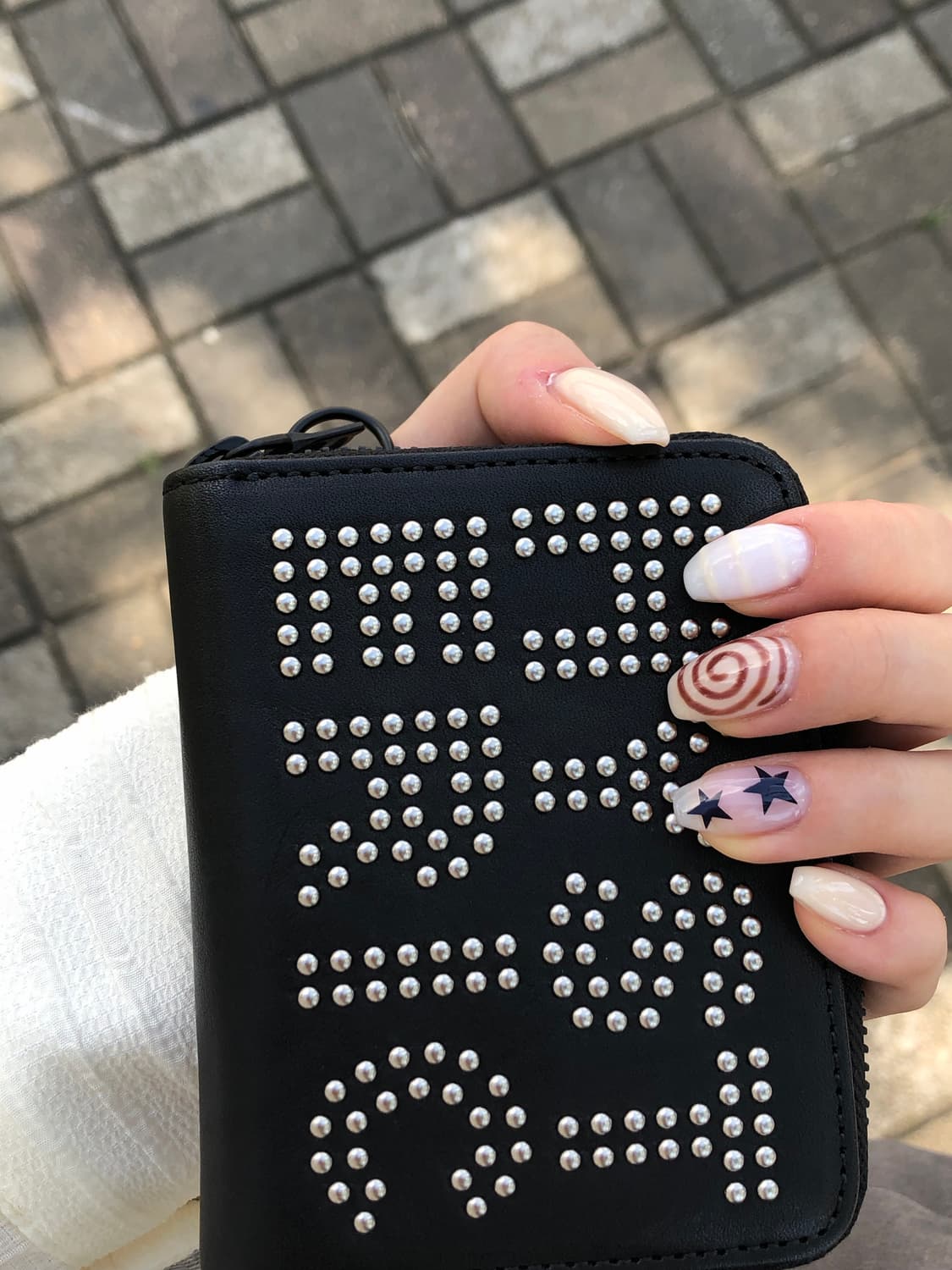 히스테릭글래머 스터드 라운드 지퍼 지갑 상품이미지1