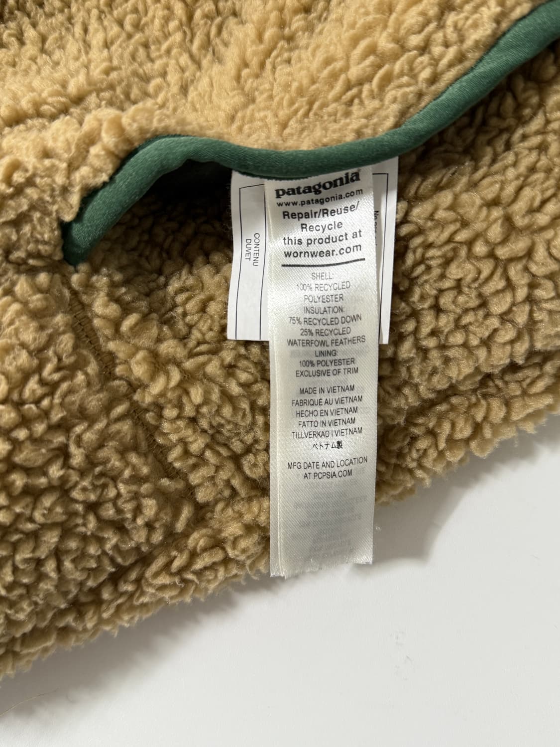 파타고니아 오버핏 비비 다운 리버서블 베스트 상품이미지9