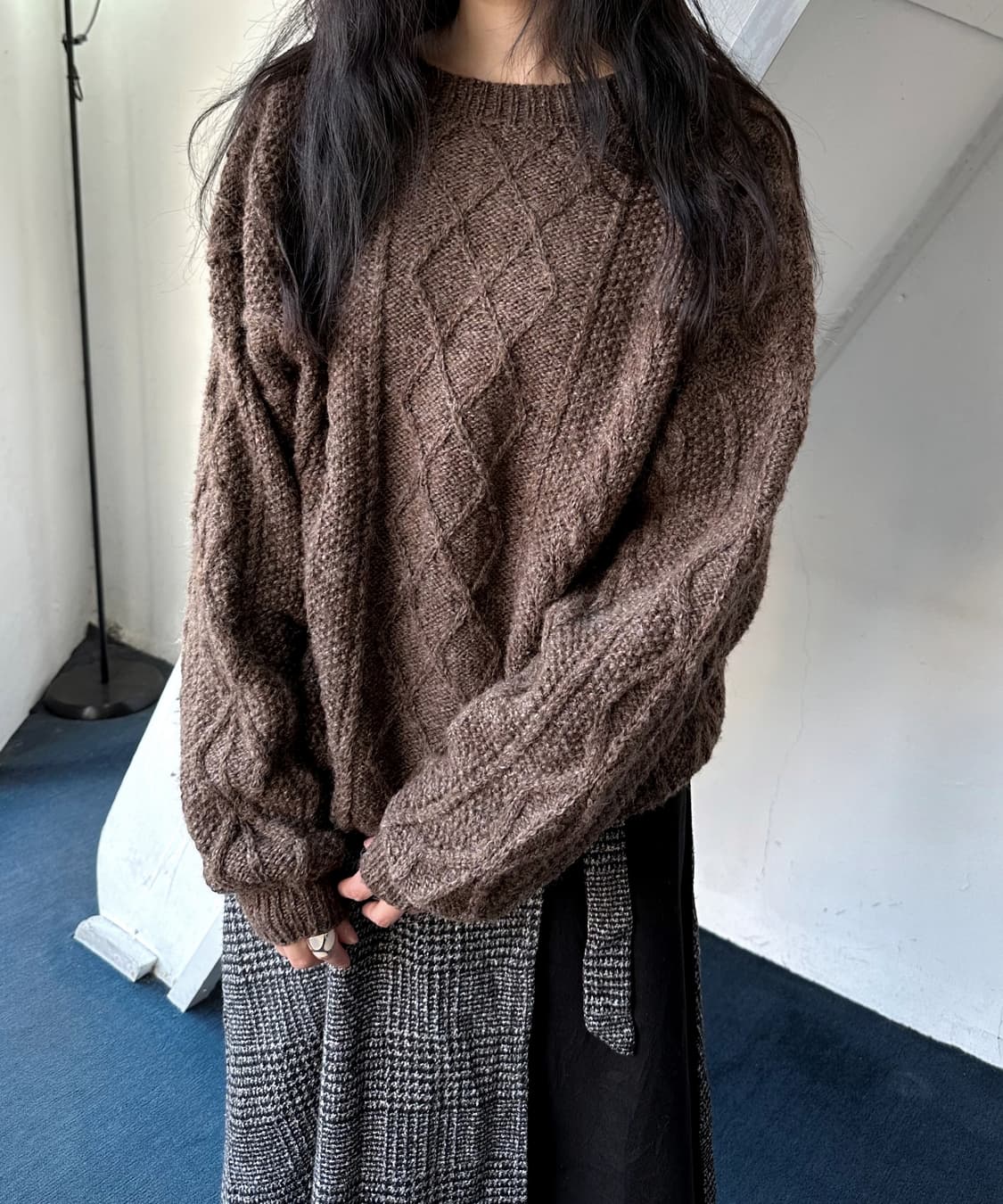 Cable patterned wide silhouette knit P/O 상품이미지7