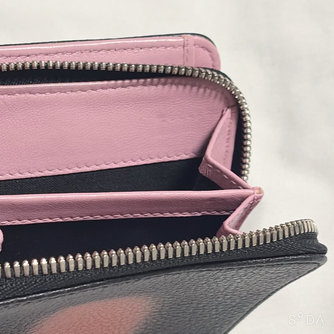 발렌시아가 스프레이 이펙트 반지갑 상품이미지7