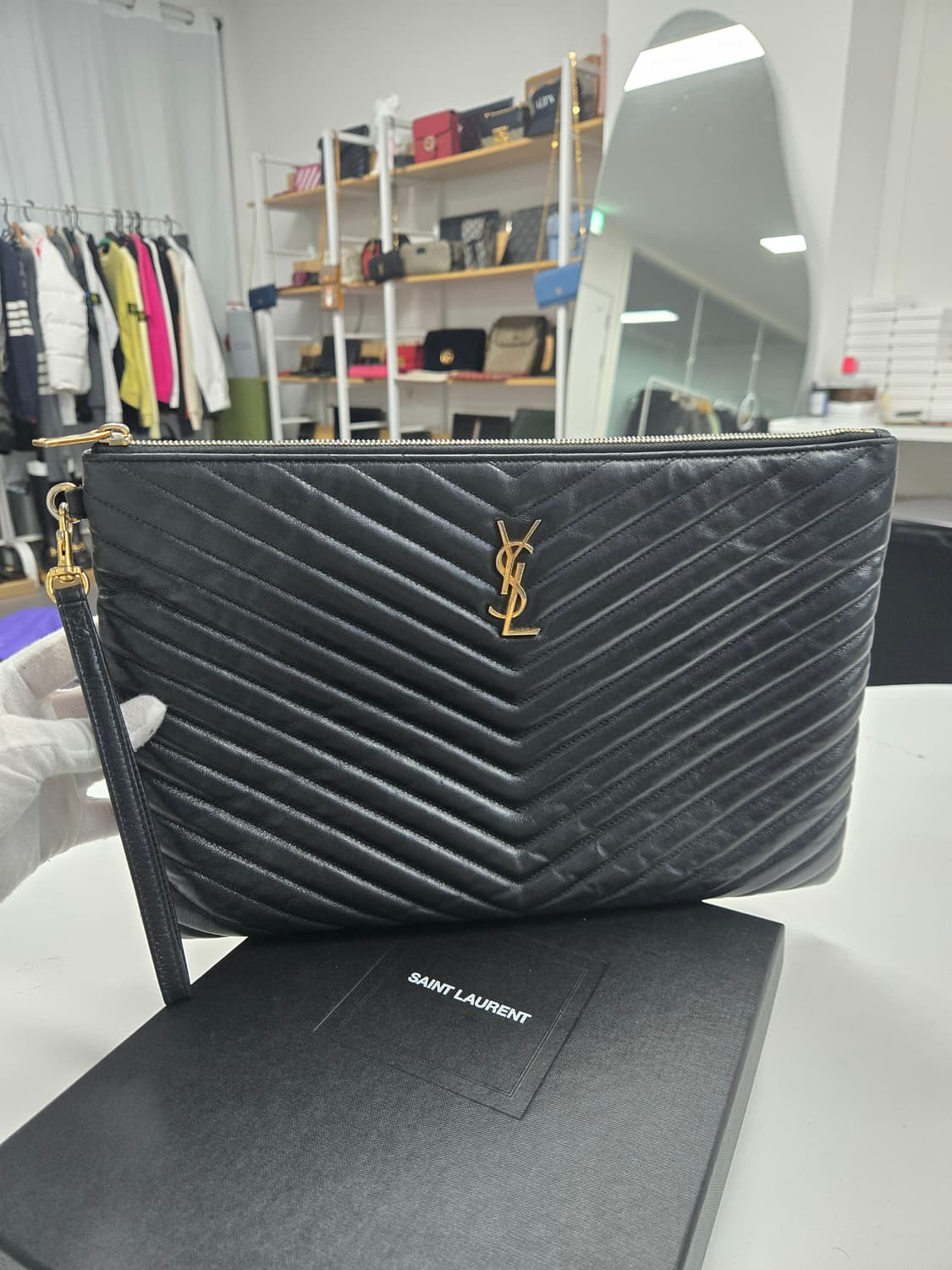 [50%세일] 입생로랑 클러치백 라지 상품이미지1