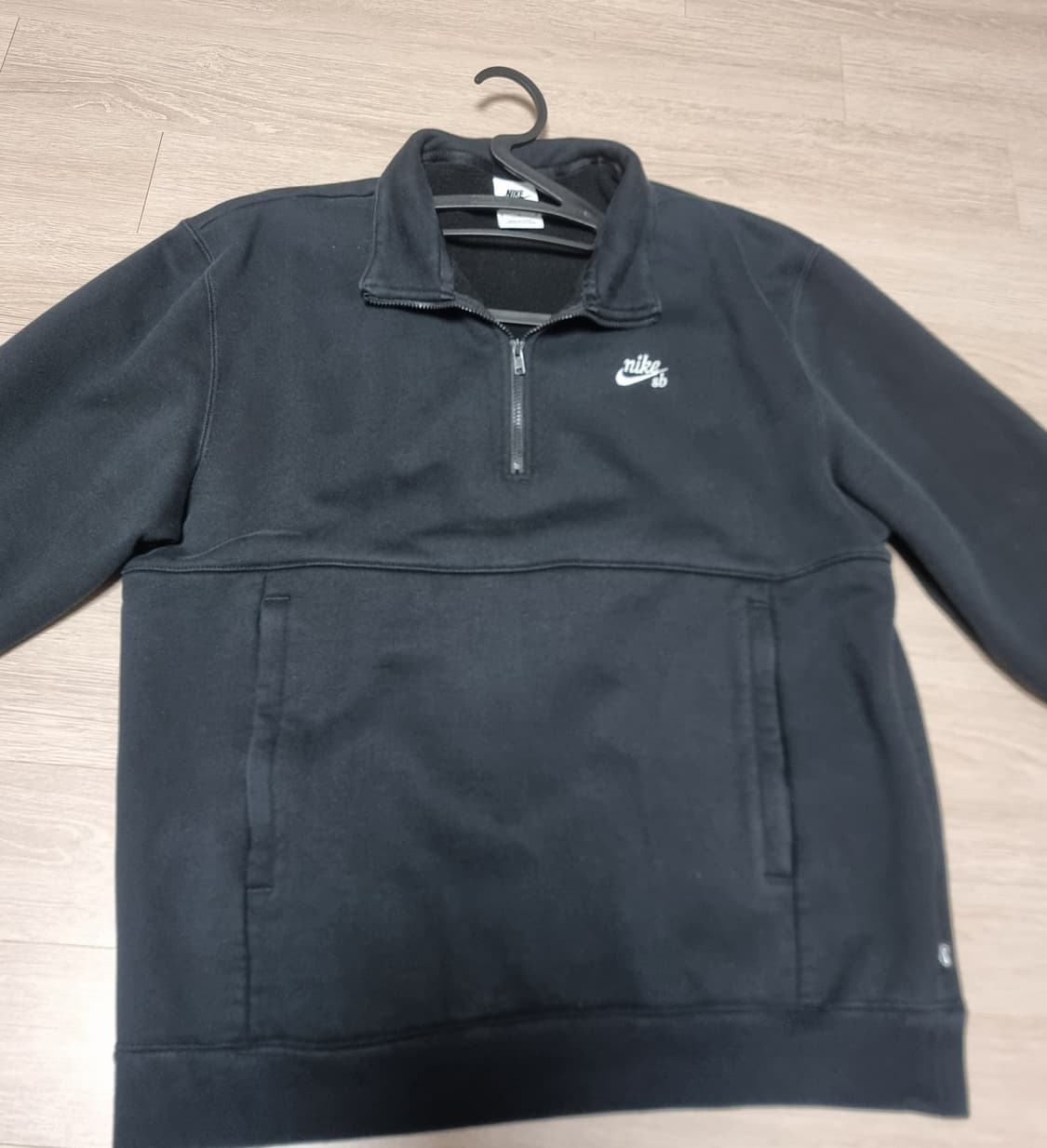 나이키 스우시 반집업 상품이미지1