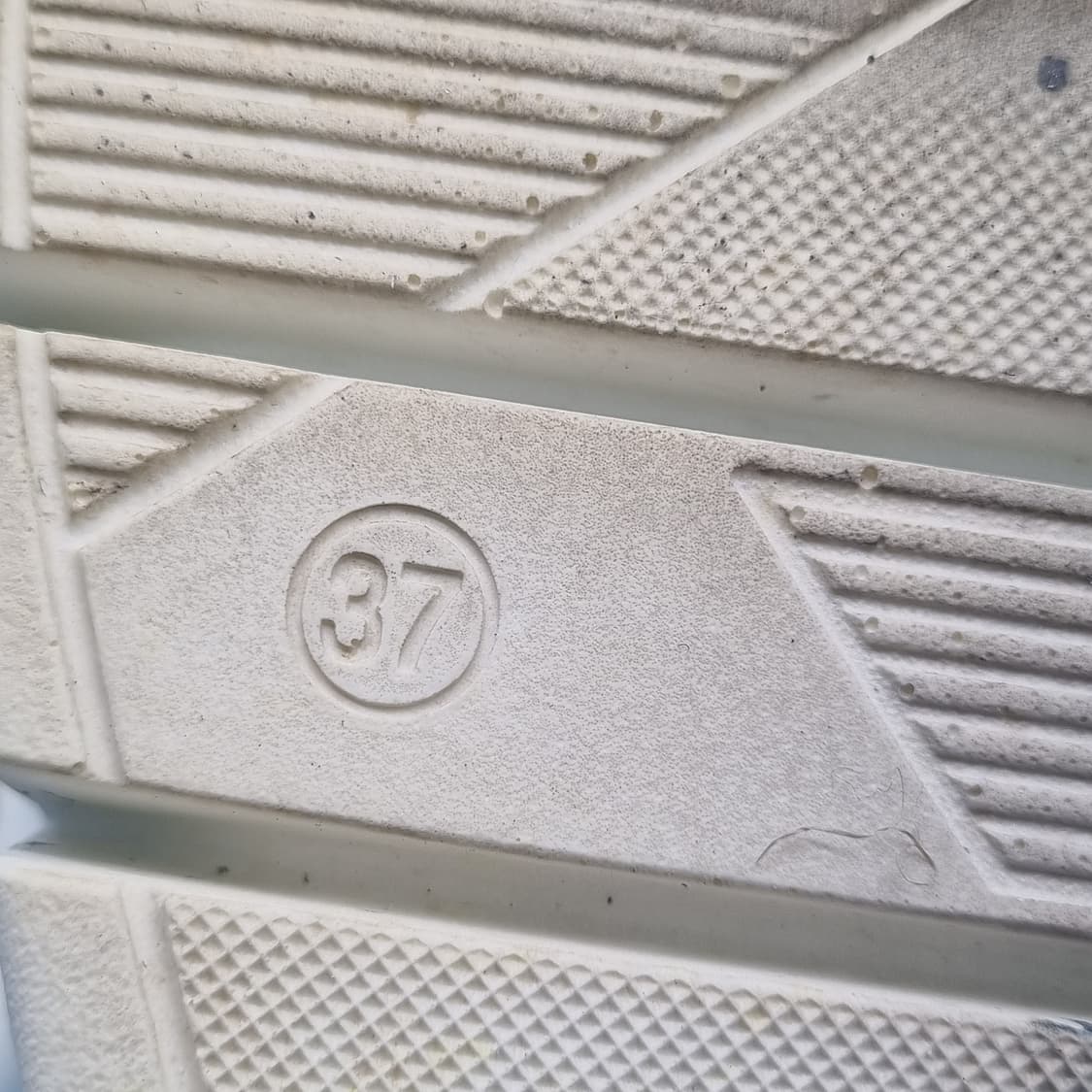 oo 닥스 스니커즈 240 상품이미지6