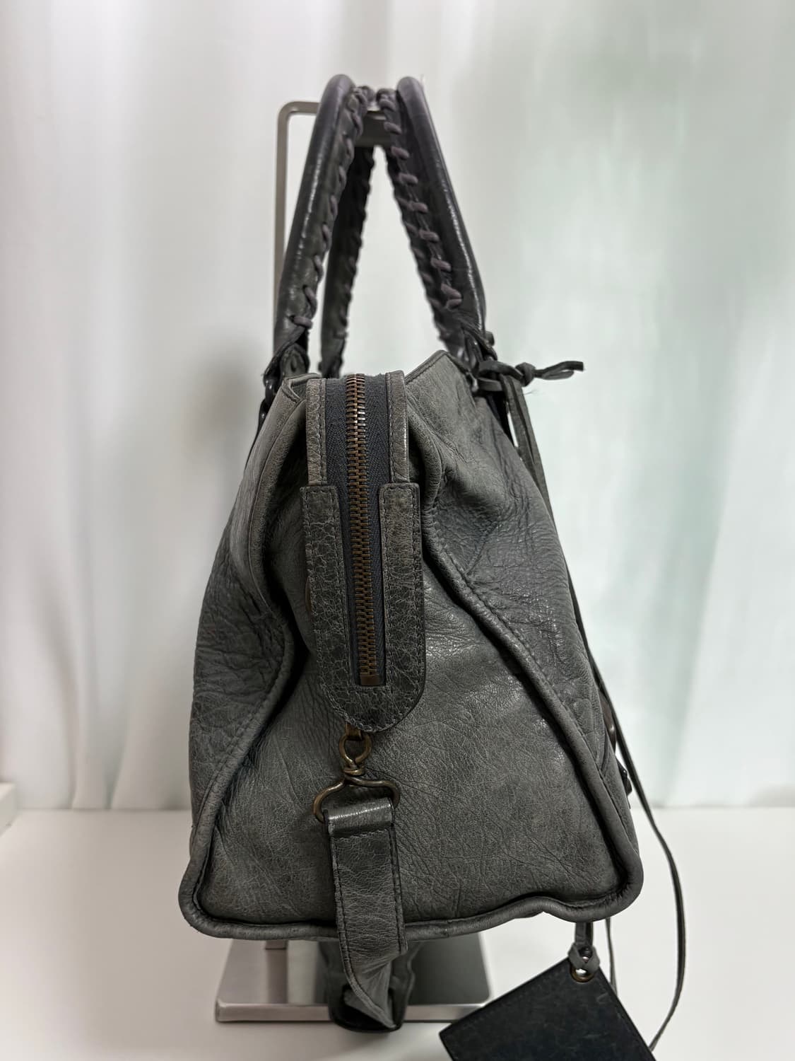 발렌시아가 파트타임 모터백 그레이 상품이미지7