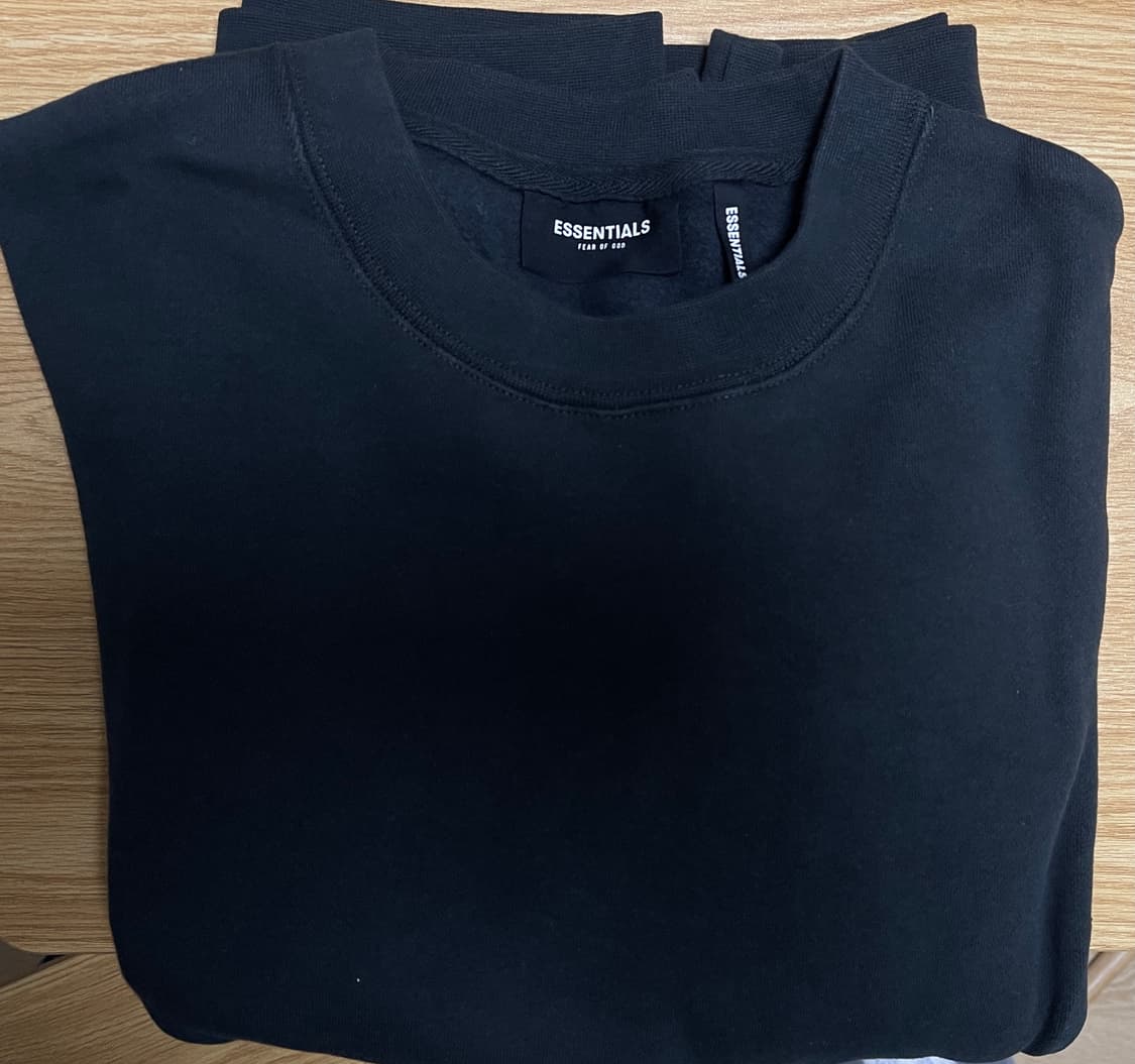 피오갓 Essentials 리플렉티브 맨투맨 새제품 M 팝니다 상품이미지5