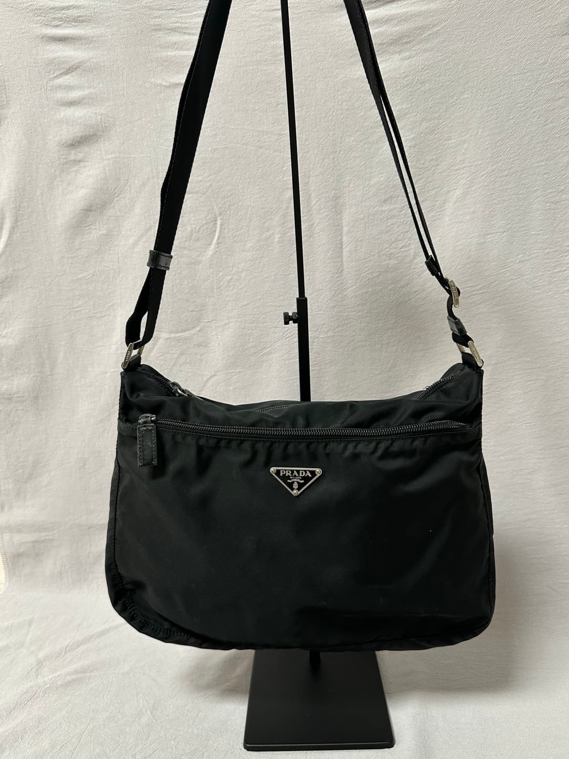 프라다 나일론 포코노 크로스백 호보백 숄더백 상품이미지2