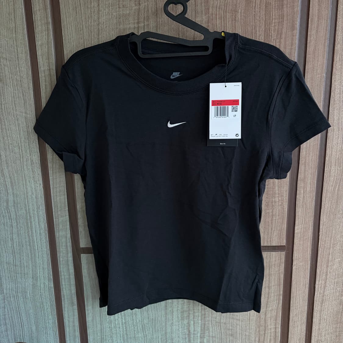 [새상품]나이키 자수로고 칠 니트 크롭 반팔티셔츠 블랙 W 상품이미지1