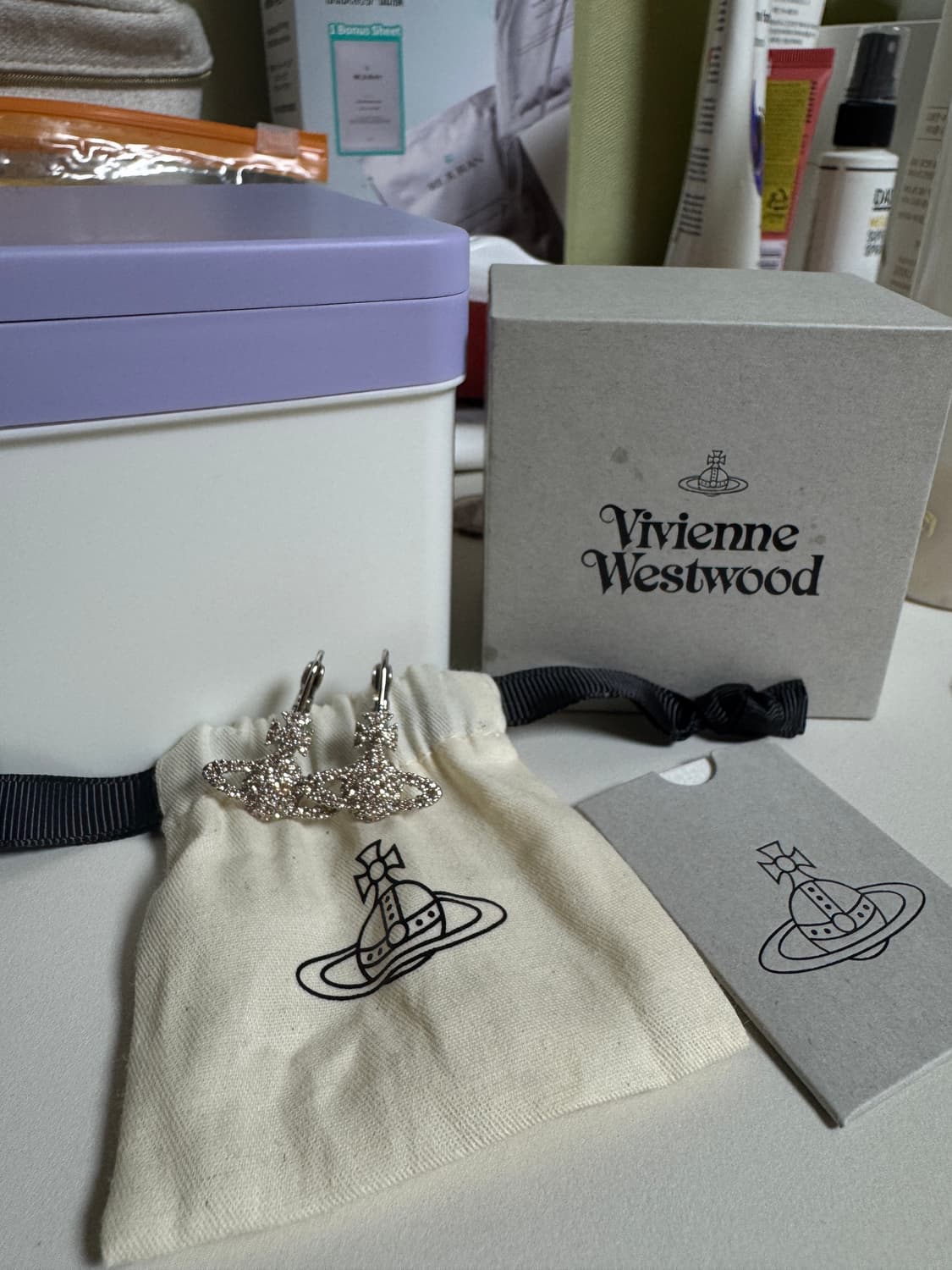 양홍원 착용) 비비안 웨스트우드 그레이스 바스 귀걸이 상품이미지4