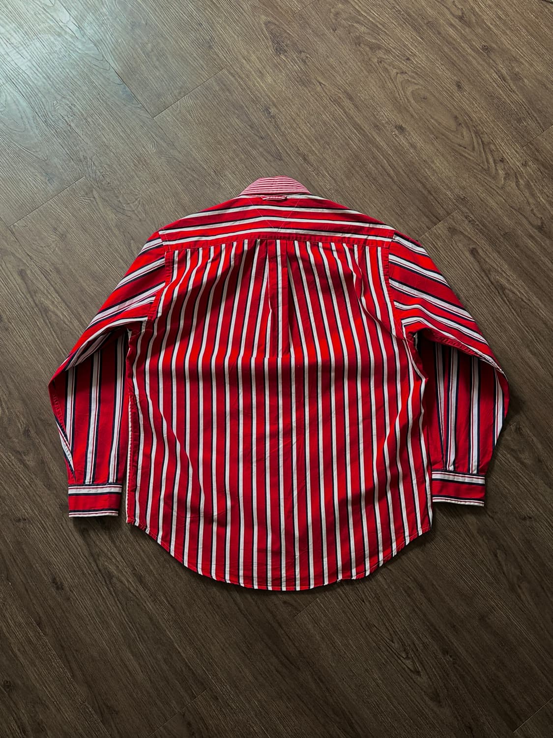 Tommy Hilfiger 이레귤러 스트라이프 셔츠 상품이미지8