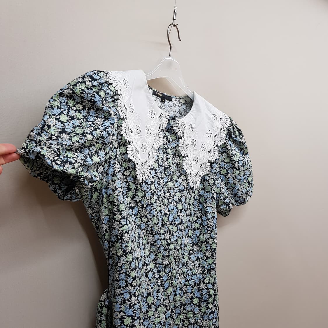 마쥬 플라워 패턴 레이스 카라 퍼프소매 미니 원피스 36사이즈 상품이미지4