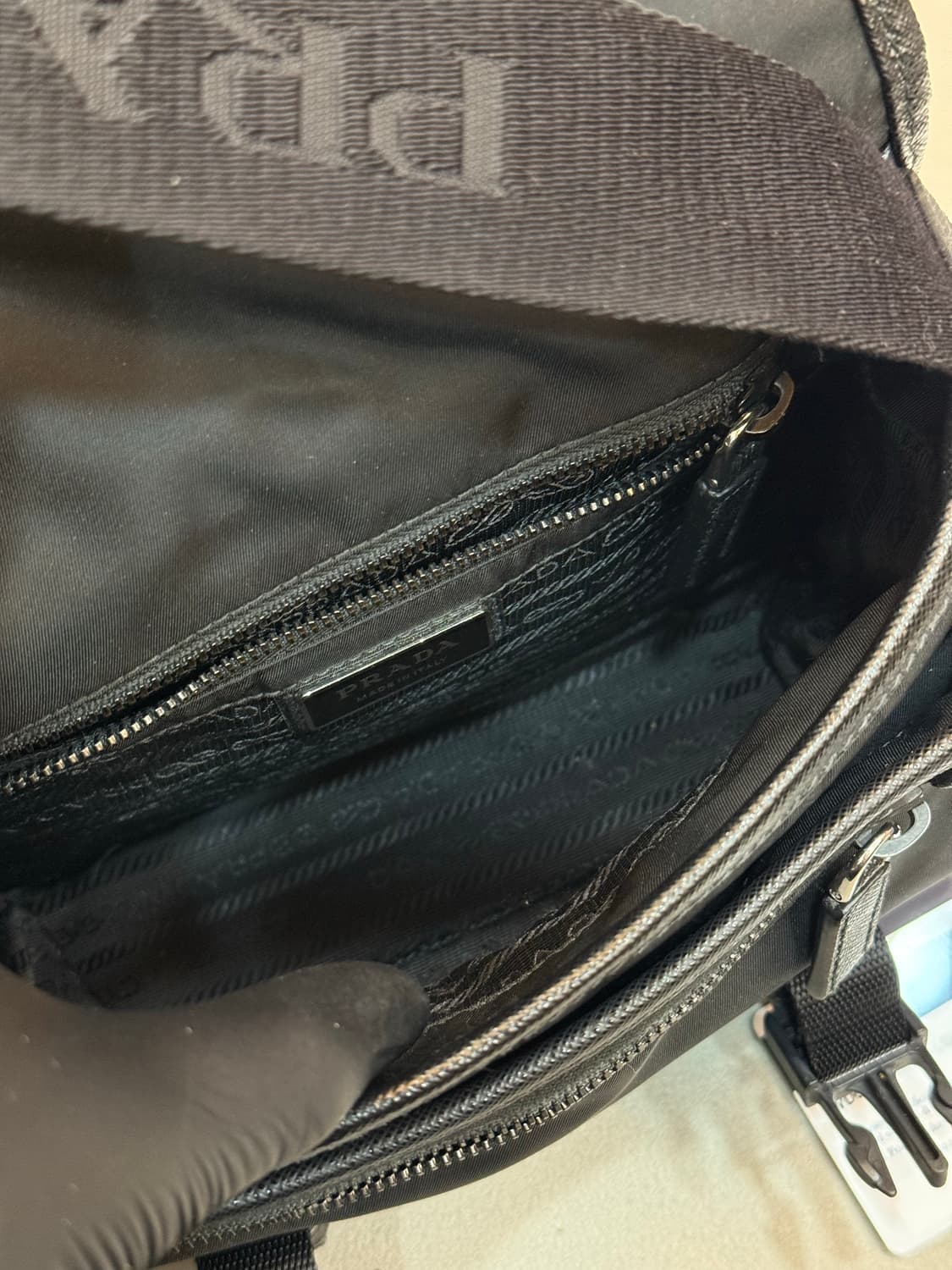 프라다 리나일론 사피아노 레더 숄더백  상품이미지8