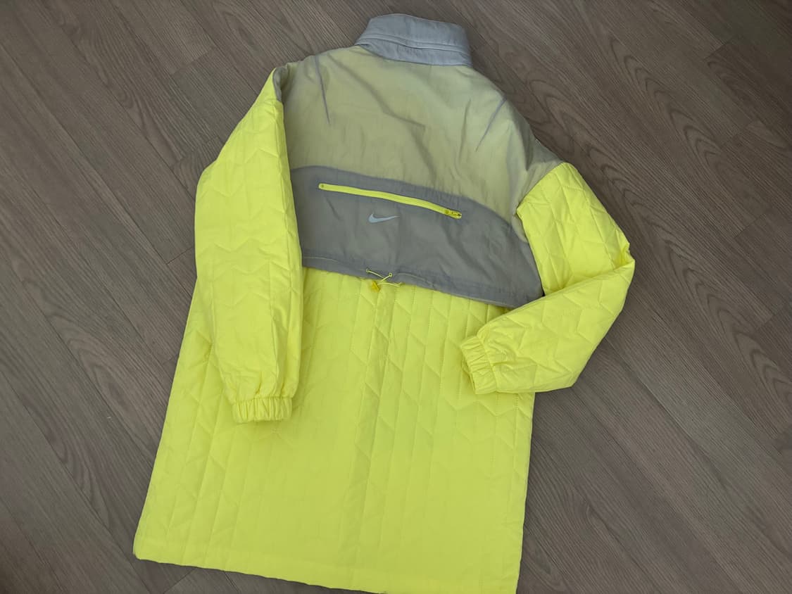 새옷같은 상태 나이키 퀼티드 중기장 경량패딩 자켓 85(90가능) 상품이미지3