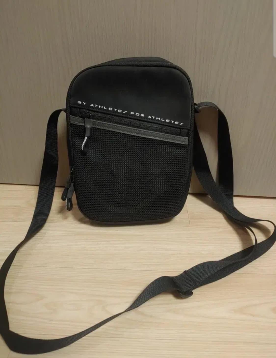 다이나핏 슬링백 상품이미지1