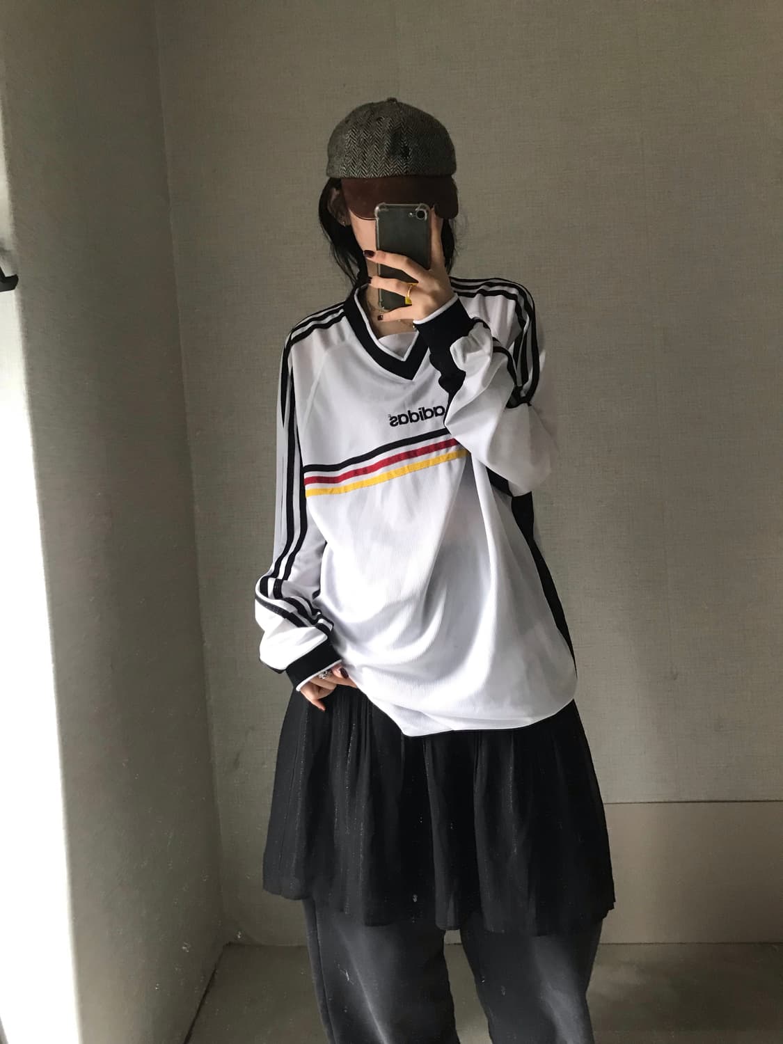 아디다스 90s 올드스쿨 오버핏 롱슬리브 상품이미지3
