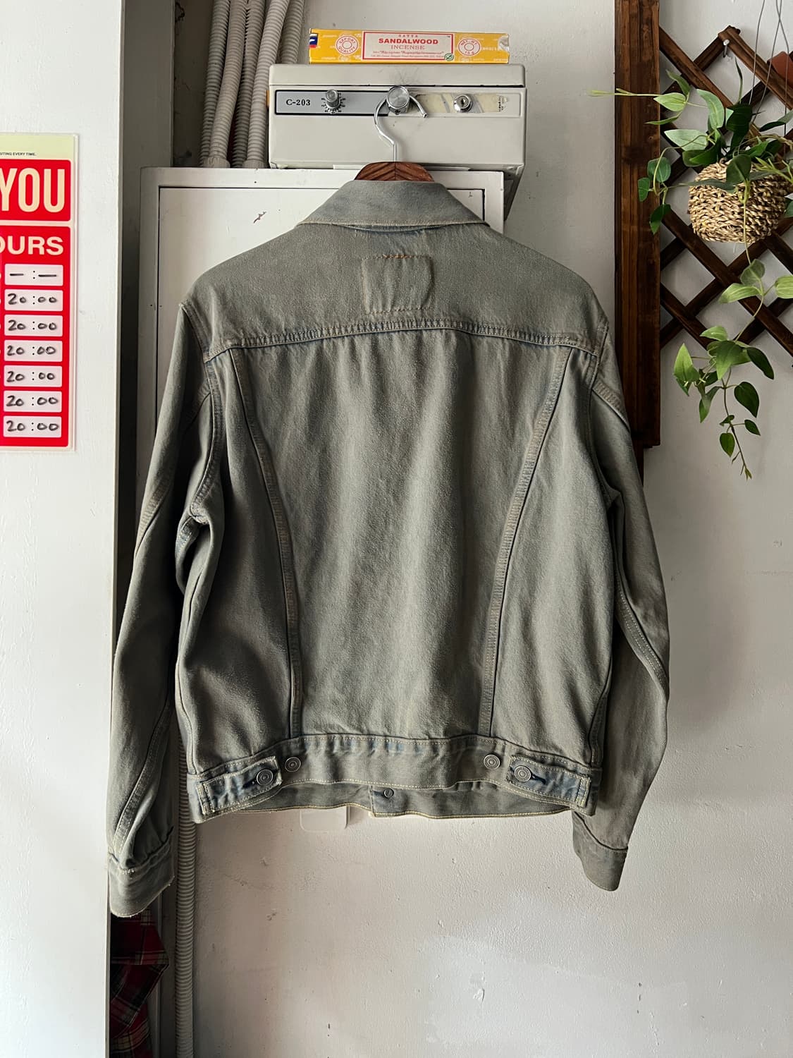 [S]리바이스 그레이 워싱 데님 트러커 자켓 상품이미지7