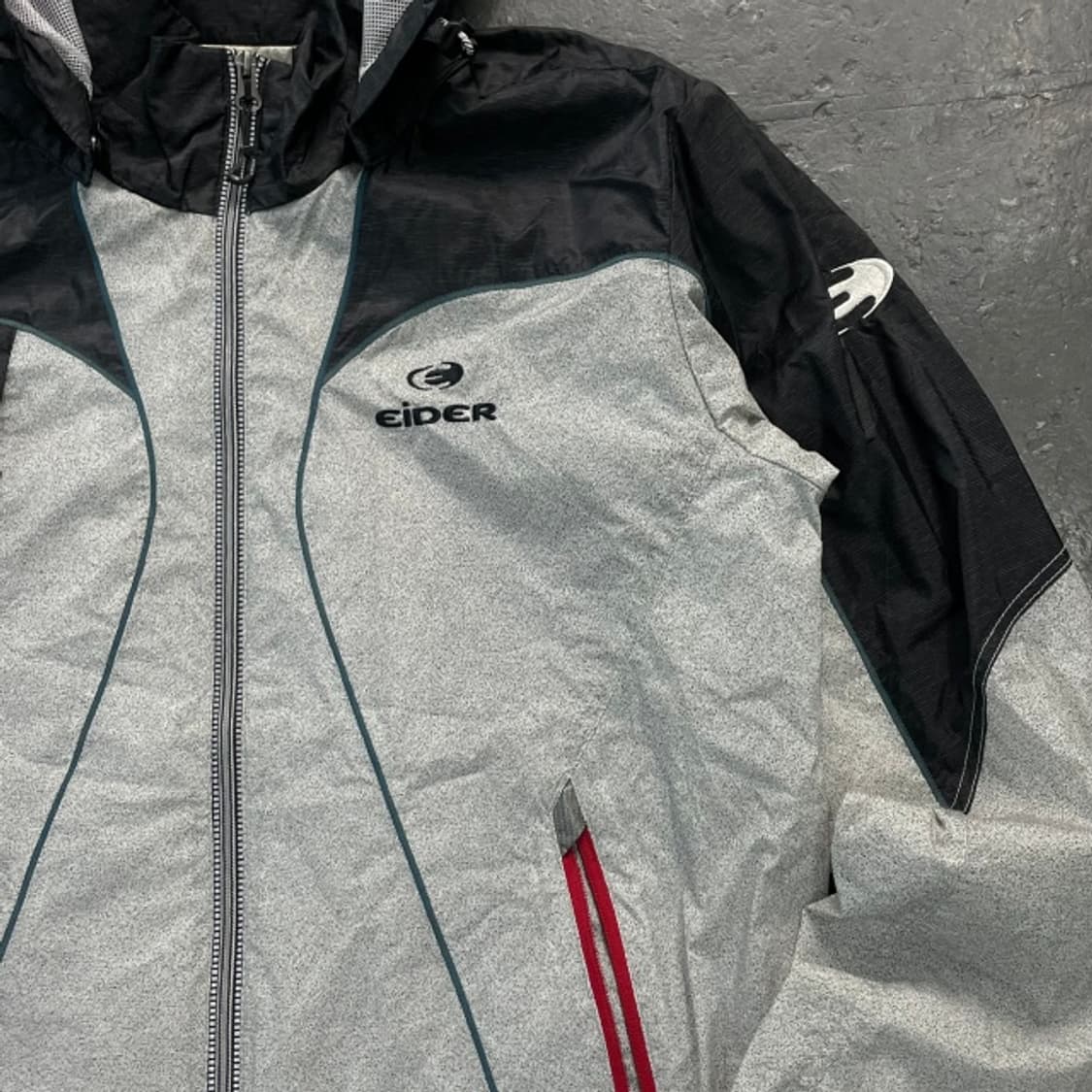 100 아이더 바람막이 상품이미지2